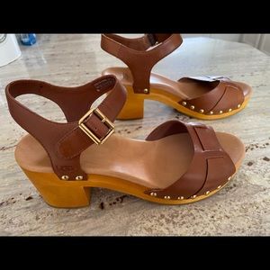 UGG Clog Sandal “Janie” Leather & Wood